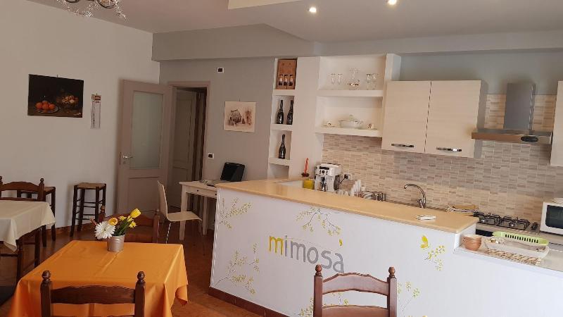 B&B Mimosa Giardini Naxos Bagian luar foto