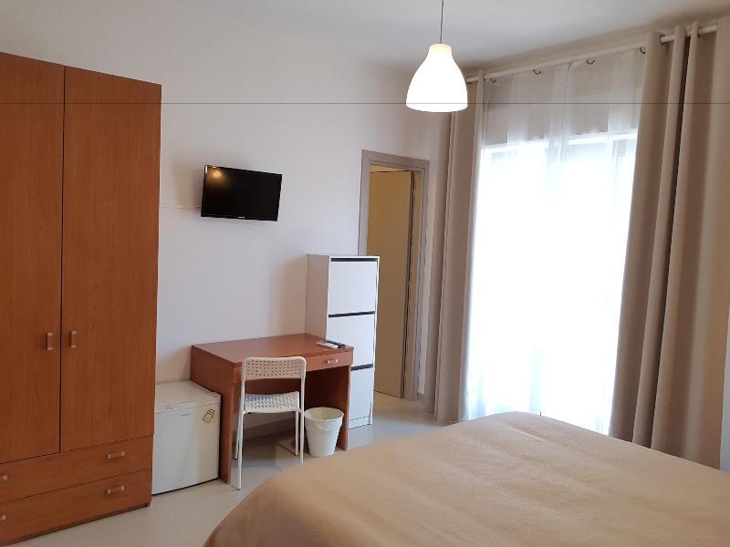 B&B Mimosa Giardini Naxos Bagian luar foto