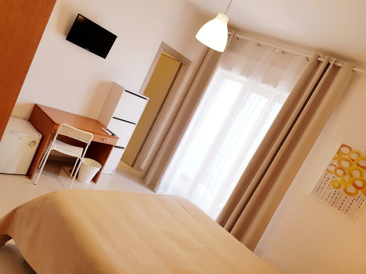 B&B Mimosa Giardini Naxos Bagian luar foto