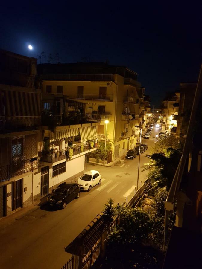 B&B Mimosa Giardini Naxos Bagian luar foto