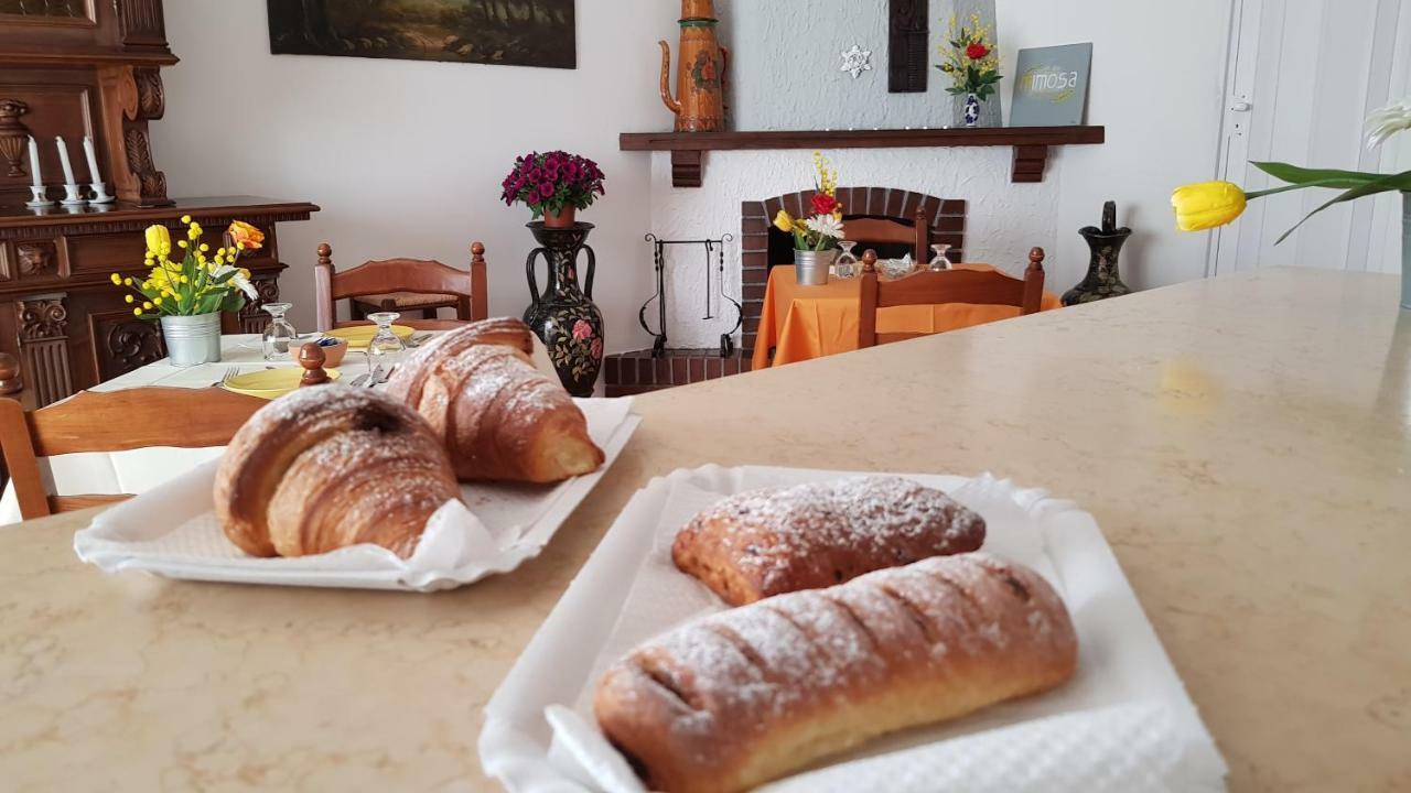 B&B Mimosa Giardini Naxos Bagian luar foto